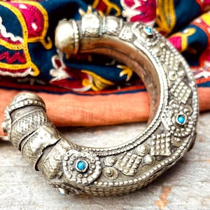 Old tribal bracelet, Old ethnic bangle, Afghan vintage jewelry, Tribal fusion Belly dance festival outfit, Asian oriental handmade cuff