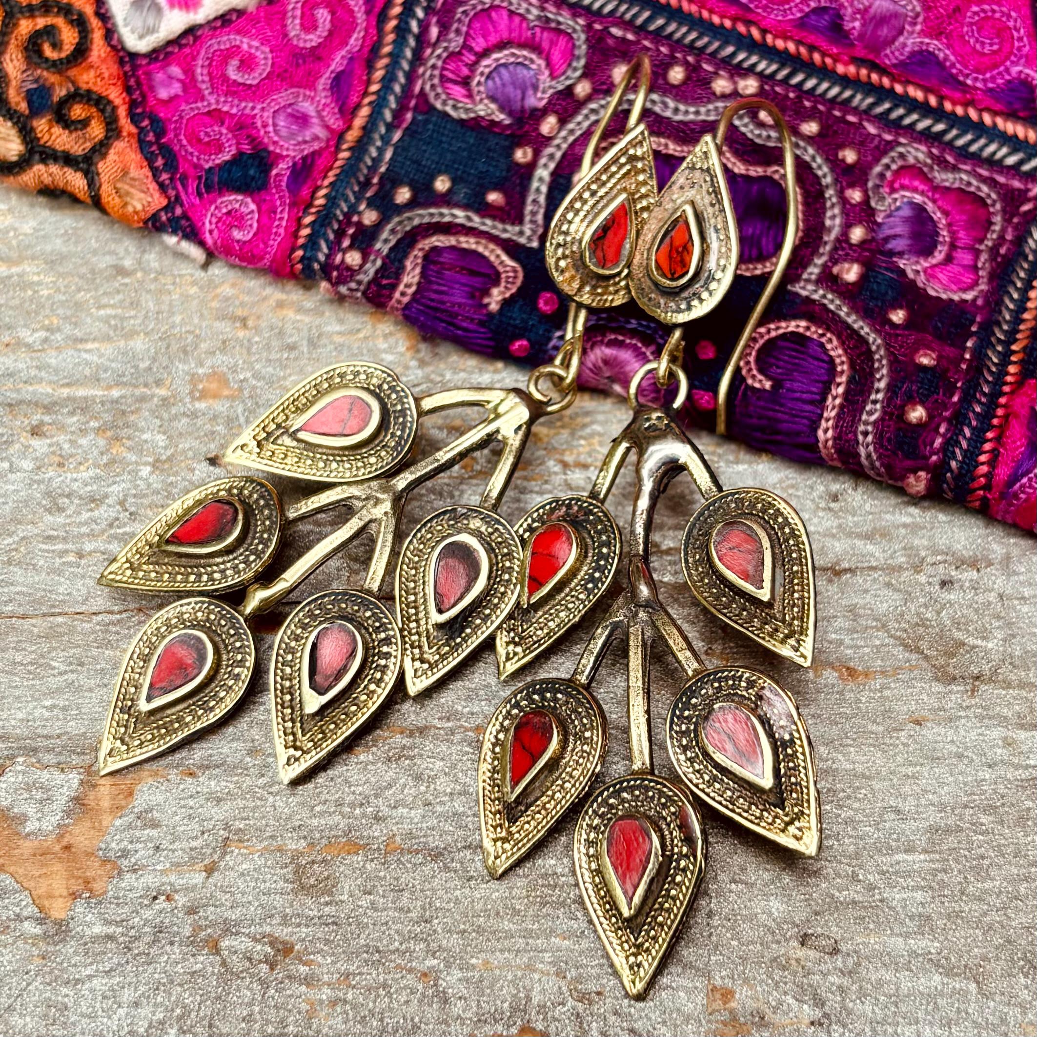 Lot De 4 Boucles D'oreilles Dépareillées Métal Doré - 3 Orientales + 1 Dormeuse - Occasion