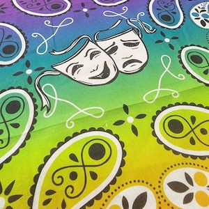 BroadwyBandana - Temática de teatro musical - Rainbow Broadway Pride Bandana