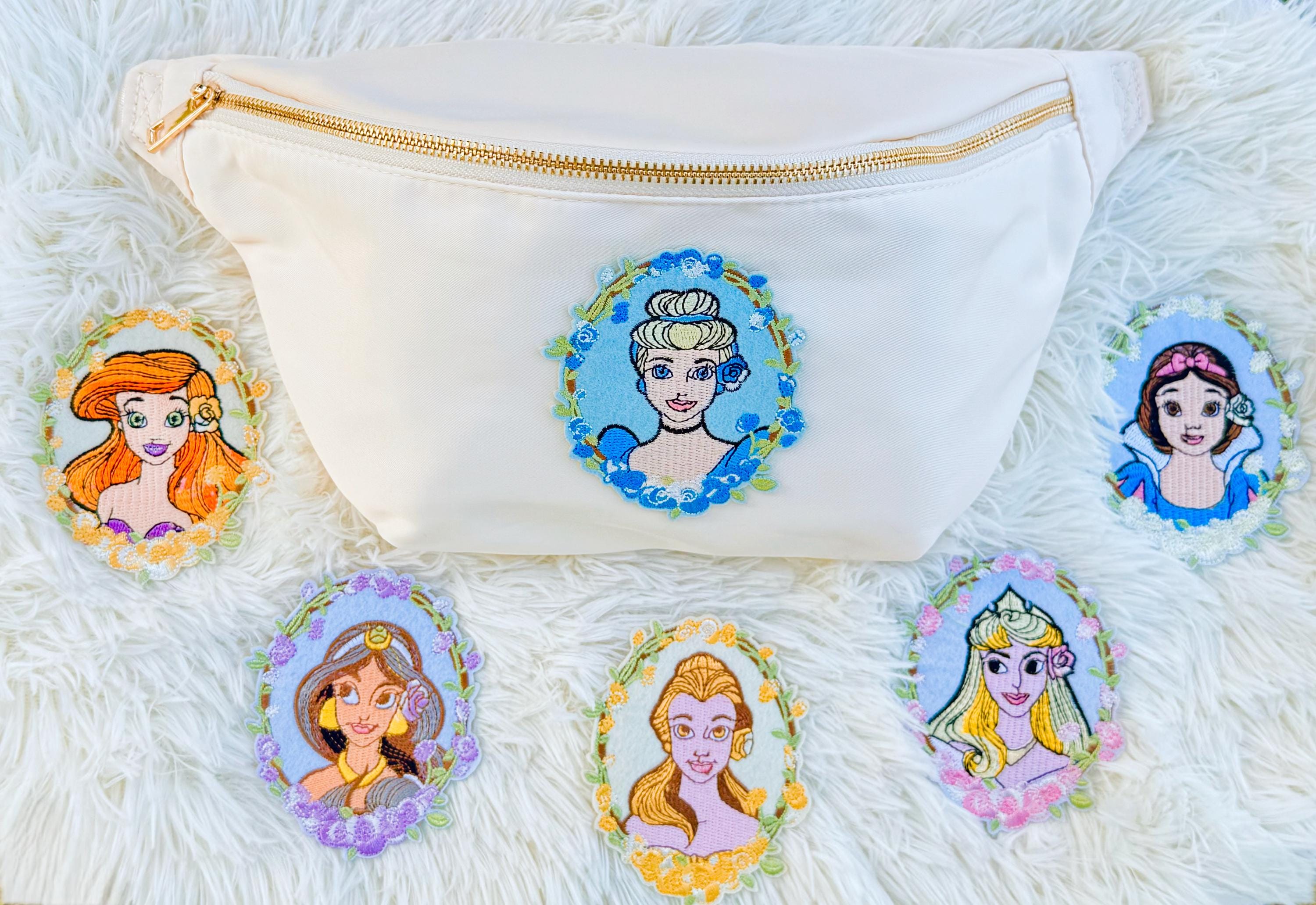 ボディバッグ・ウエストポーチ warenfaus Puff flap pack / Snow white warenfaus Puff flap pack / Snow white - メルカリ