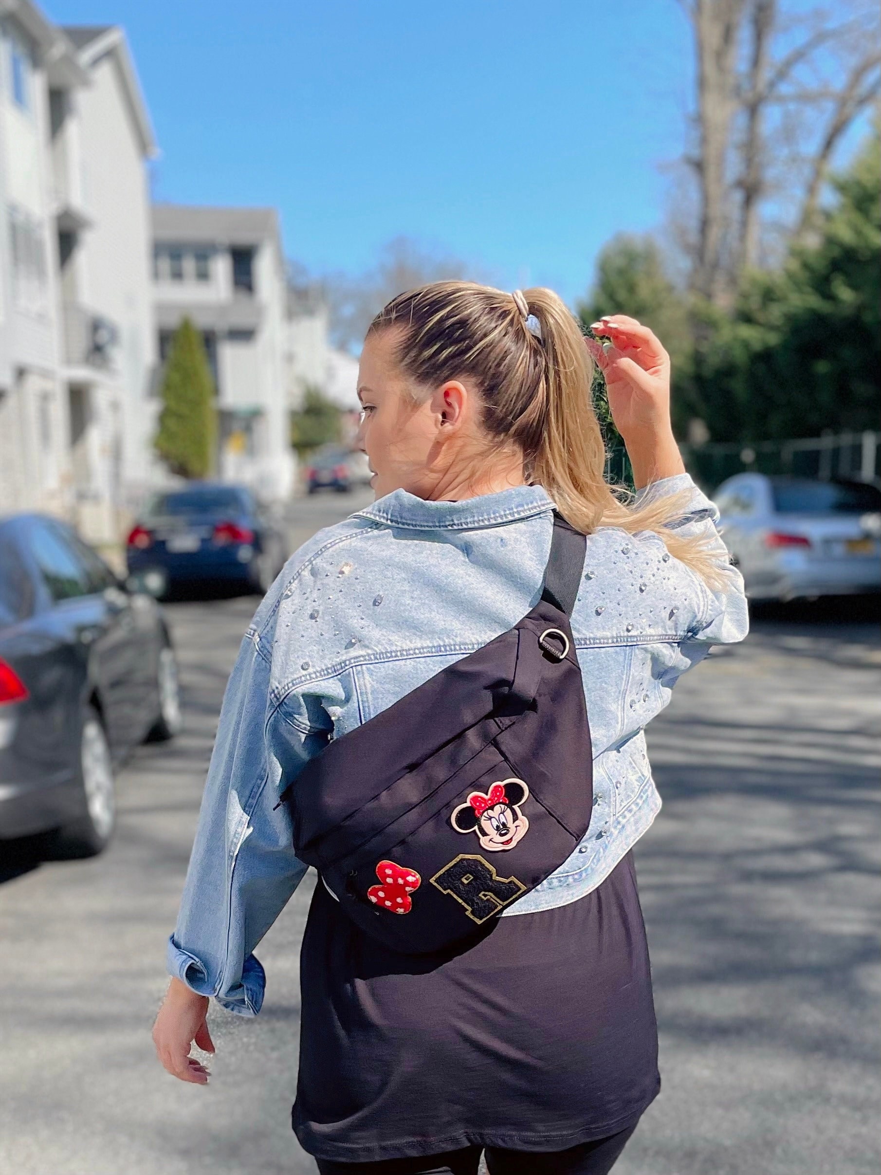 8 fashionable fanny packs with extended sizing for curvy fashionistas
