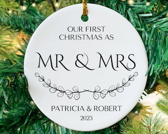 Mr and Mrs Christmas Ornament. Custom Married gift for christmas, First Christmas as Mr and Mrs Ornament. Minimal Married Christmas Ornament