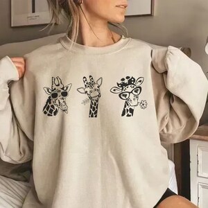 Womens giraffe sweater shop