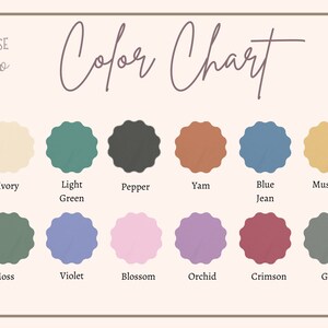 Może przedstawiać: Karta kolor&oacute;w z tekstem "Color Chart" i "LAVIROSE studio". Karta wyświetla dwanaście pr&oacute;bek kolor&oacute;w, w tym Kość słoniowa, Jasnozielony, Pieprz, Pochrzyn, Niebieski Jeans, Musztarda, Mech, Fioletowy, Kwiat, Orchidea, Szkarłatny i Szary.
