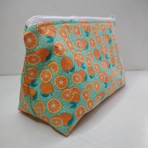 Oranges fruit makeup bag| customizable orange slice makeup and pencil bag| orange slice toiletry bag| fruit themed makeup bags| fruit bags