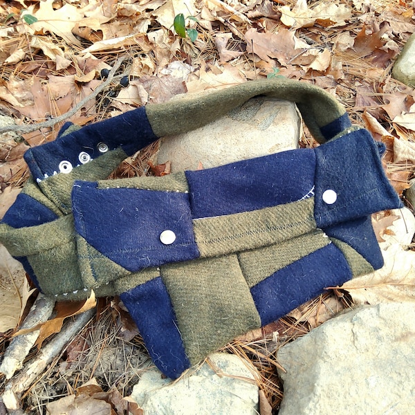 Le Free Spirit Fanny Pack, sac ceinture patchwork, laine bleue et verte, poches intérieures, mode durable