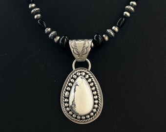 Necklace E107