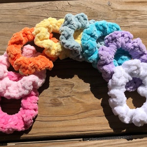 Crochet Scrunchie-SINGLE | super soft crochet scrunchies | colorful scrunchies | handmade | gift for women