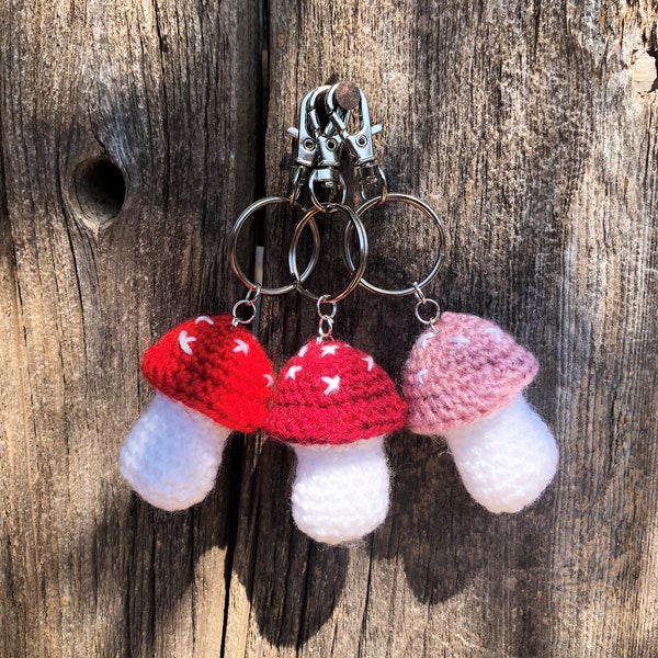 Mushroom Keychains | crochet mushroom