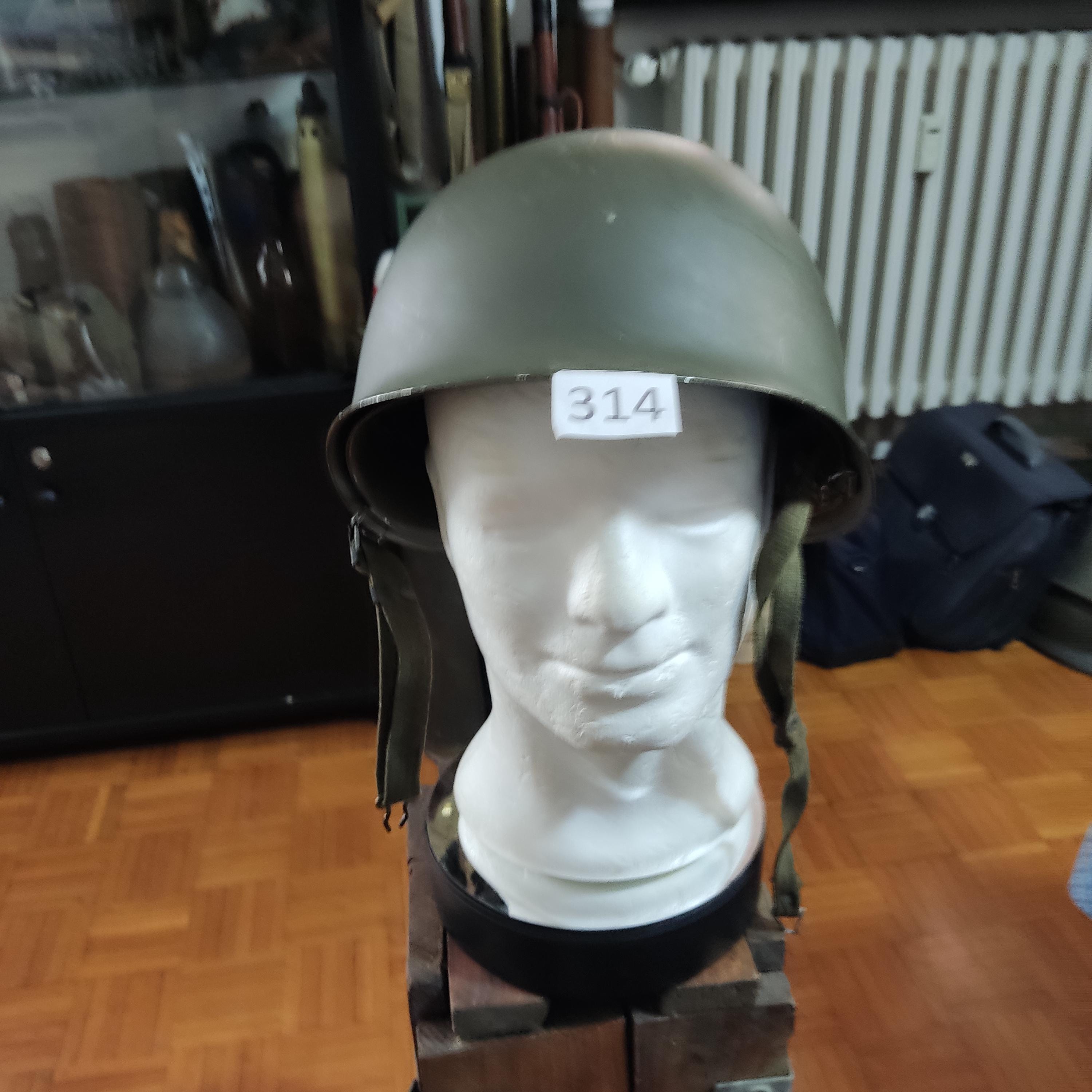 軍用ヘルメット - ビンテージ - Etsy 日本