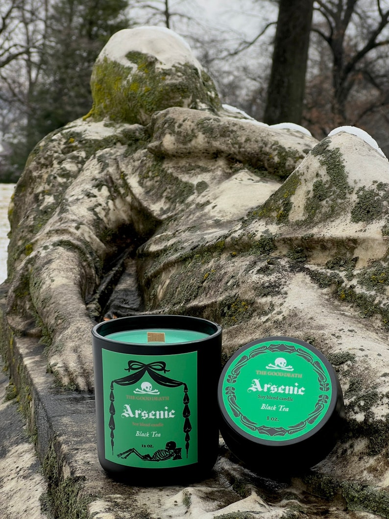 Arsenic Victorian Candle - Black Tea Scent