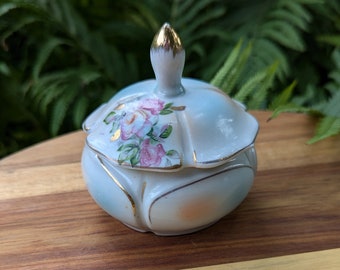 Porcelain trinket dish vintage powder jar Boudoir Trinket dish with lid Retro Powder jar gift for mom gift for daughter