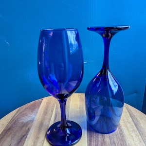 Cobalt blue Blue goblet cobalt blue wine glass Barware blue goblets blue stemware vintage blue glass Retro blue glass Birthday gift