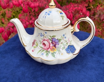 Vintage Sadler Teapot Bell shape Mid Century English Teapot