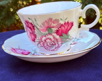 Vintage teacup with Carnations Crownford China made in England