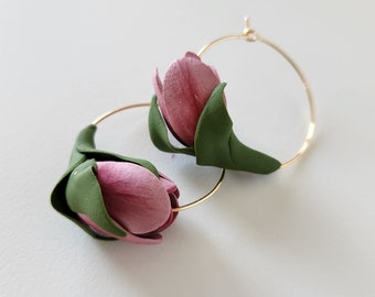 Tulip hoop earrings