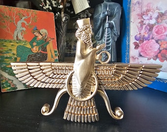 Faravahar Totem Sculpture | Zoroastrian Symbol | Wonderous Statue for Spiritual Collector Display | Mesopotamia Haft Sin Iranian Farovar