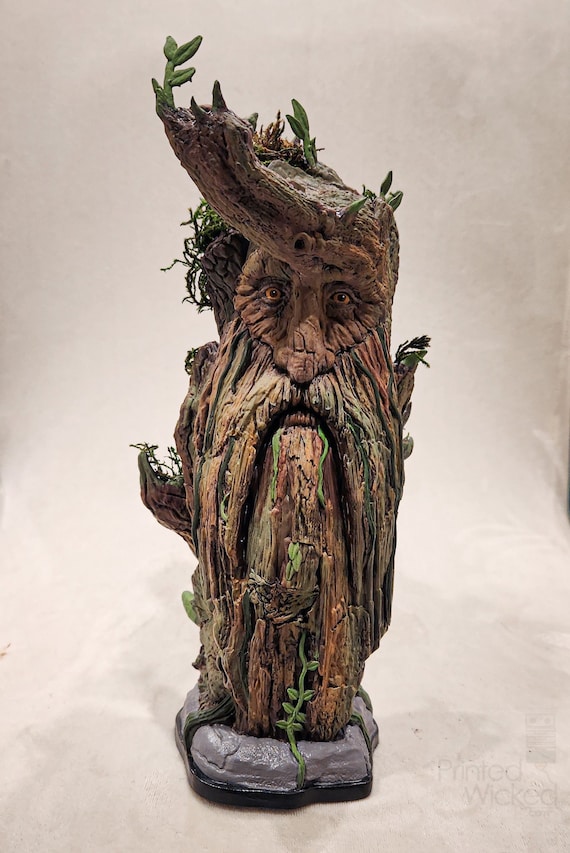 Bearded Tree Fan Art Statue - Hand Painted Ent Replica Model for Middle Earth Collector Display or Book Shelf - Fangorn