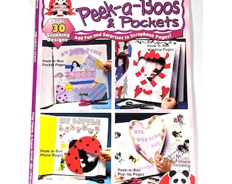 Designs Originals 1999 Livre d'artisanat avec pochettes Peek-a-Boos pour scrapbooking 30 modèles