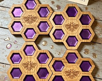 Ensemble de sous-bocks en bois sur le thème des abeilles - Bois et résine faits main - Lot de 4 sous-bocks en nid d'abeille