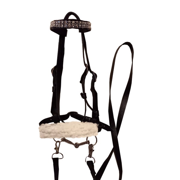 Hobby Horse Zaumzeug mit Plüsch + Zügel, schwarzes Leder, voll verstellbar, abnehmbarer Stirnriemen, Hobby Horse Zubehör
