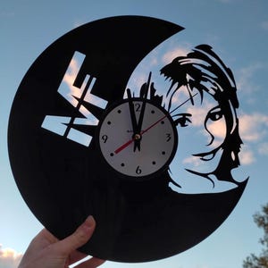Mylene Farmer Complete Vinyl Clock - Authentic 33 RPM Vinyl - Recycled Raw Material