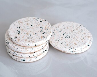 Neutral Terrazzo Coasters, Set of 2, 4, 6 Coasters, Housewarming Gift, Dining Room Decor, White Kitchen Decor, Round Handmade Drink Coaster