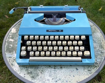 Machine à écrire Royal Mariner en état de marche | Vintage 1972 | Machine à écrire ultra-portable | Bleue | Manuelle | Silver-Seiko | Fabriquée au Japon
