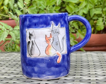 Ceramic mug with cats, handmade; children's milk mug with animal motif, hand-thrown; coffee mug with cat motif, hand-painted; tea mugs