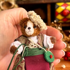 Collector's miniature teddy bear in Bavarian costume, mini collector's figures, handmade teddy bear, crocheted teddy bear, realistic teddy bear