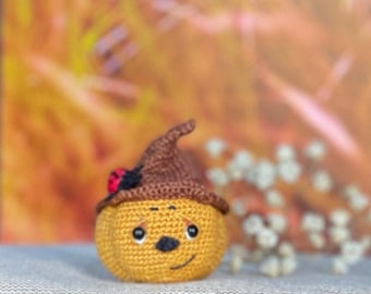 Crochet pumpkin 3.5 cm, mini amirugumi pumpkin, autumn table decoration, tiny crocheted Halloween pumpkin miniature, dollhouse autumn decoration