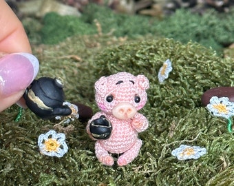 Crocheted mini lucky pig, amirugumi miniatures, lucky pig, bags friend, lucky charm kids, pig crochet gift