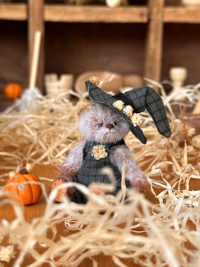 Halloween teddy bear with broom and witch hat 4 cm, miniature teddy, crocheted miniature, unique teddy, mini teddy, gift for teddy lovers image 2