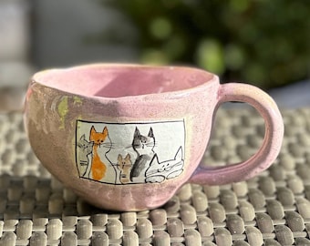 Hand-shaped teacup with cats, hand-thrown children's mugs with animal motifs, gift for cat lovers, latte mug with cat motif