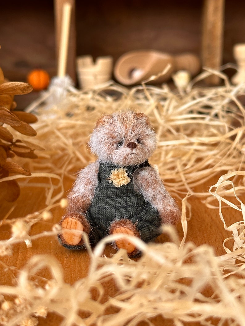 Halloween teddy bear with broom and witch hat 4 cm, miniature teddy, crocheted miniature, unique teddy, mini teddy, gift for teddy lovers image 3