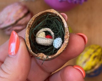 Basket with crocheted Easter eggs, Miniamirugumi Easter decorations, Walnut box, Easter bunny with Easter eggs Dollhouse accessories, dollhouse miniatures