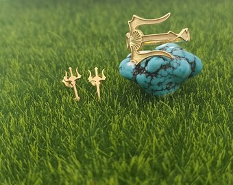 Ensemble bague et boucle d'oreille Trident Dieu grec ancien Poséidon, bague nom trident Neptune sur mesure, bague Poséidon argent dieu grec de la mer avec nom