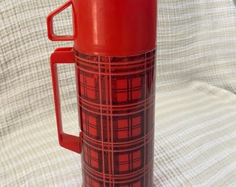 Termo Aladdin vintage / 1 cuarto / Cuadros rojos / Década de 1970 / Hecho en EE. UU.
