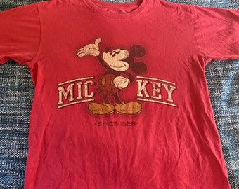 Vintage Style Mickey Mouse Authentic Disney Store Red T Shirt Medium