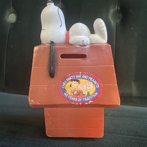 1960's Snoopy Bank - Etsy