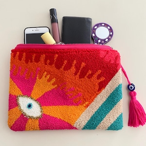 Pochette perforée mauvais œil, sac à main rose brodé, sac à main pour femme capitonné à la main, trousse de maquillage en lin avec fermeture à glissière, cadeau pour amis et amants