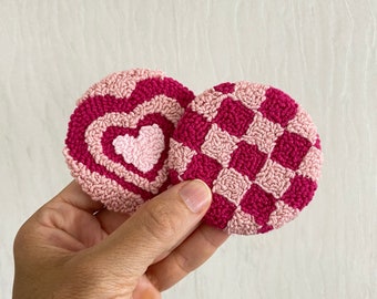 Pink Heart and Checkered Punch Needle Set of 2 Car Coaster, Handmade Cute Car Accessory, Christmas gift, Gift for New Car, Tufted Mug Rug