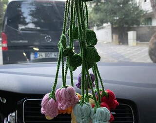 Pendente Margherita All'uncinetto Per Specchietto Auto - Ornamento Artigianale, Decorazione Interna Auto, Borsa, Zaino, Regalo Donna