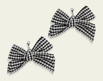 Bag-bedel met gingham-ruit: handgemaakte coquette-schoenveterclip