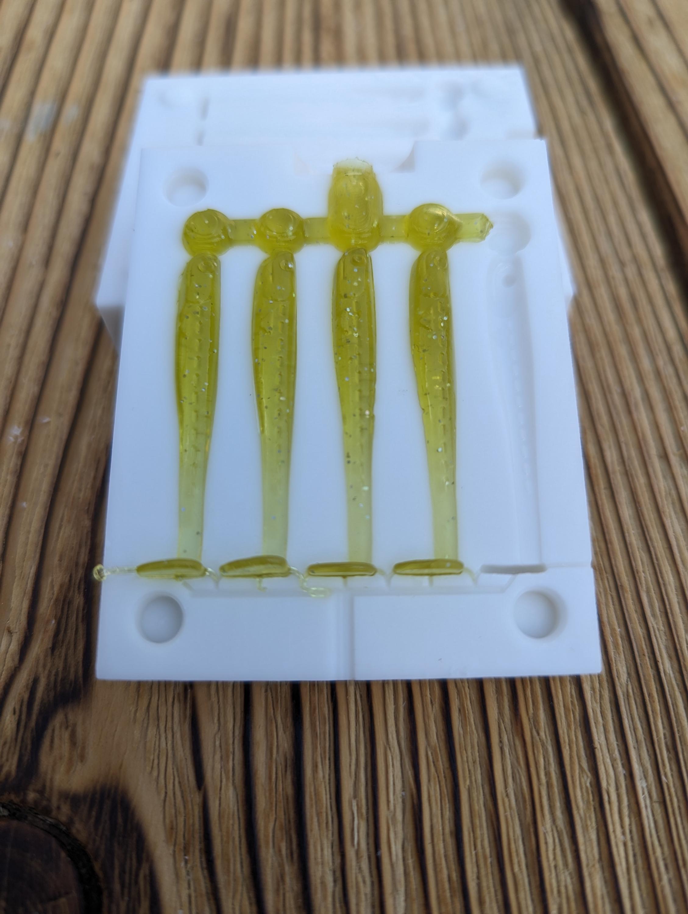 Moule DIY Leurre Souple BUGMOLDS BubbringShad Pour Pêche Plastisol Bar