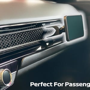 2023+ Honda CR-V MagSafe phone mount installed on dashboard honeycomb vent for 6th generation CR-V models 2023 2024 2025 2026. Custom vent phone holder with ultra strong MagSafe magnet for secure hands-free driving. Honda CRV phone mount compatible with iPhone 12 13 14 15 16 and Android using MagSafe ring. Adjustable CR-V dashboard phone holder for driver and passenger use, no tools or adhesive required.