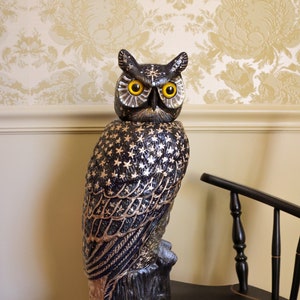 Starry Owl Statue Rotating Head // Decorative Indoor Ornament Scarecrow Birds Wildlife Fantasy Celestial