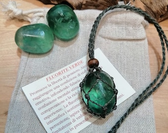 Green Fluorite Necklace, Stone of Freedom, Opening Stone Holder Necklace, Macramé Pendant, Medieval Celtic, Unisex Jewel, Amulet