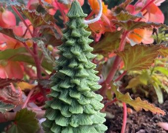 Handmade Beeswax Winter Tree Candle: Ontario Beeswax, Evergreen Scent