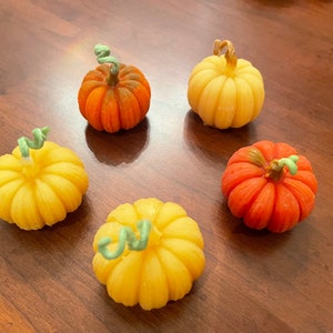 100% Beeswax Pumpkin Candles; Thanksgiving Candles; Handmade; Fall Decor; Gifts; Home Decor; Cute;